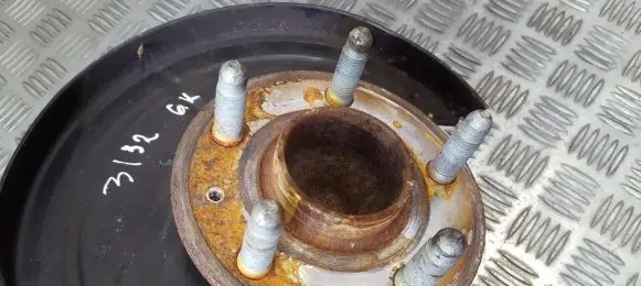 Opel Insignia A Rear wheel hub
