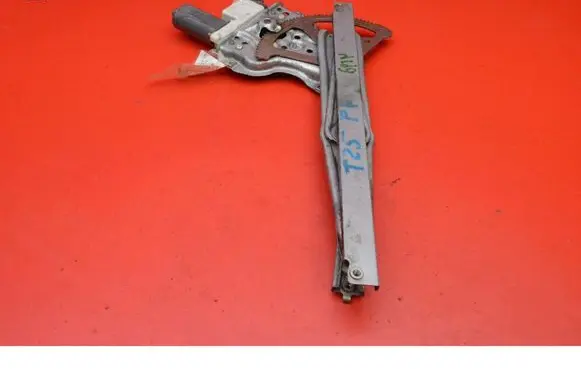Toyota Avensis Verso Front door window regulator with motor 0130820032