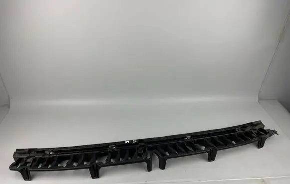 Volkswagen PASSAT B9 Rear bumper mounting bracket 3J0807863