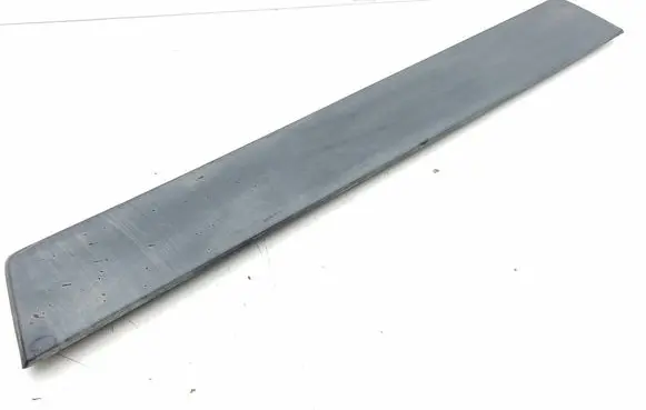 Opel Mokka X Front door trim (molding) 95157444
