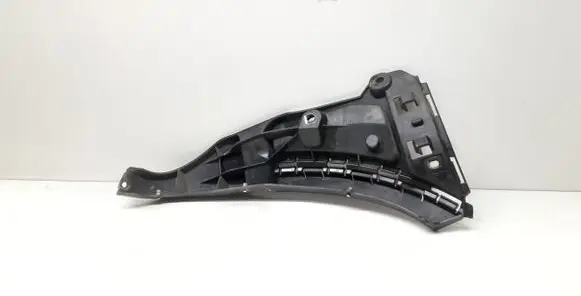 Front bumper mounting bracket