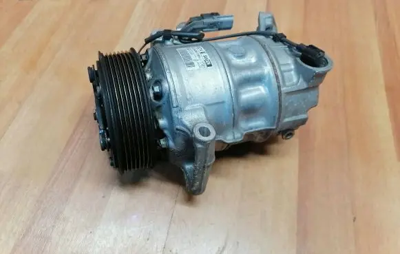 Renault Scenic IV - Grand scenic IV Air conditioning (A/C) compressor (pump) 926001268R 926004941R 926009307R