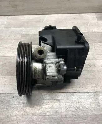 Mercedes-Benz Sprinter W901 W902 W903 W904 Power steering pump A0024667601 7692900510 231057120