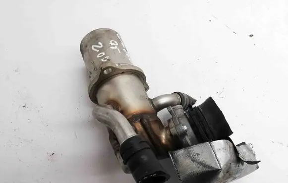 Audi Q5 SQ5 EGR valve cooler 04L131512A
