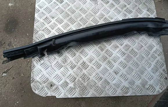 Infiniti G37 Fender foam support/seal 65821JJ00A
