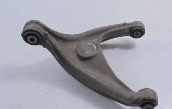 Rear upper control arm/wishbone