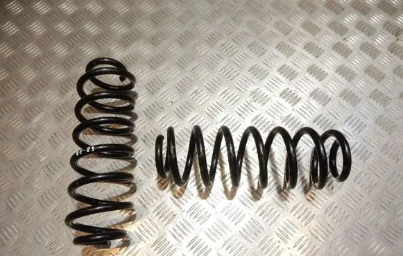 Volkswagen PASSAT B6 Rear coil spring 3C0511115AF 3C0511115 4883