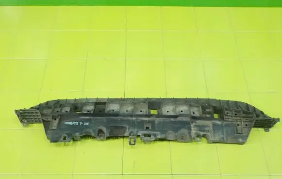 Peugeot 208 I Front bumper skid plate/under tray 1084644X 17AB153