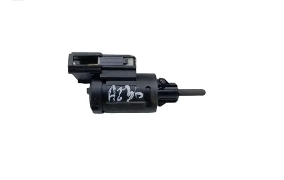 Audi A6 S6 C6 4F Brake pedal sensor switch 3B0945511C 19322010