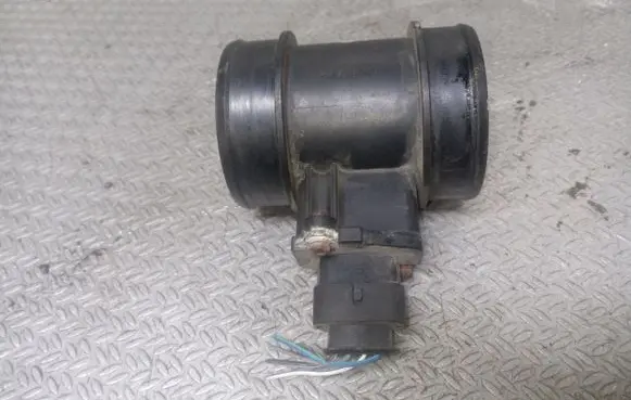 Opel Zafira B Mass air flow meter FGP55350046