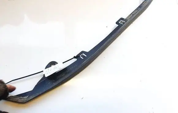 Toyota Avensis T270 Front bumper lip 7685205040