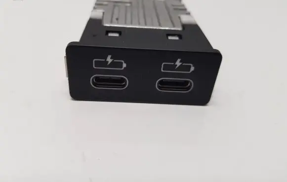 BMW 2 F46 USB control unit 871193801 19163010