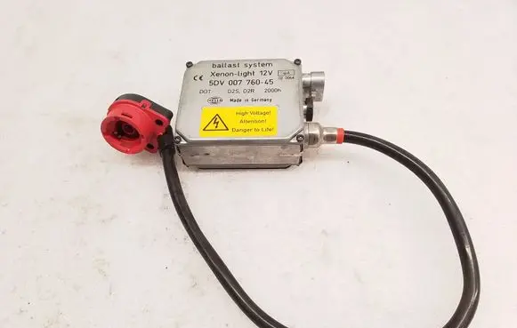 BMW 5 E39 Headlight ballast module Xenon 5DV00776045