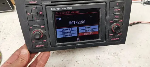 Audi A6 S6 C5 4B Radio/CD/DVD/GPS head unit 4B0035192M 7612001019 RADIONAVIGATION