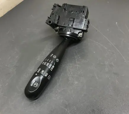 Toyota RAV 4 (XA20) Wiper switch 173680