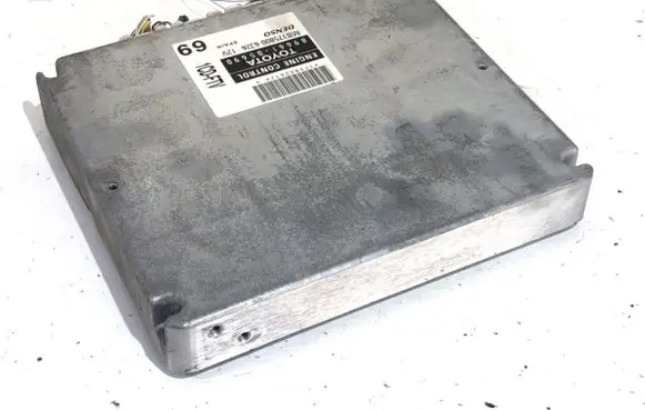 Toyota Avensis T250 Engine control unit/module ECU 89661-05690