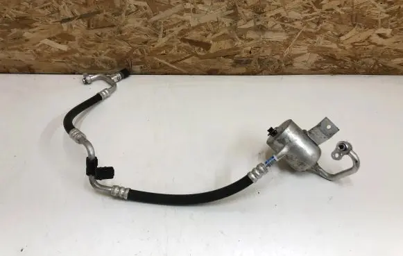 KIA EV6 Air conditioning (A/C) pipe/hose