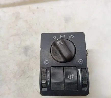 Opel Zafira A Light switch 09133250 082003670