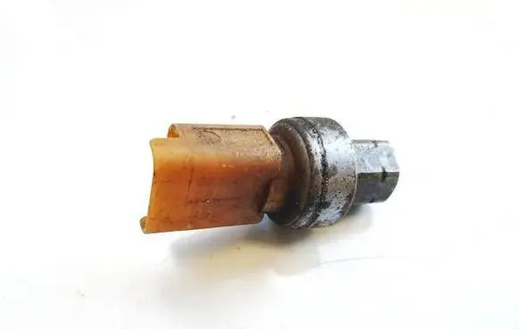 Air conditioning (A/C) pressure sensor