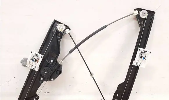 Mini Cooper Countryman F60 Front door window regulator with motor 7390073