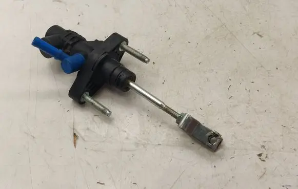 Toyota Avensis T250 Clutch master cylinder 3142005041