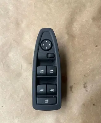 BMW 1 F20 F21 Electric window control switch 9208110