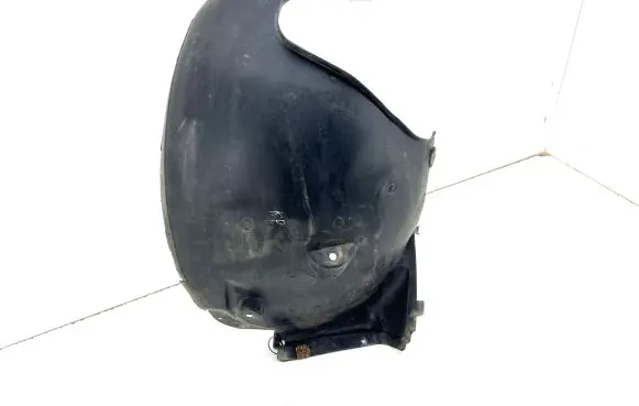 Mercedes-Benz E W211 Front wheel arch liner splash guards A2116981330