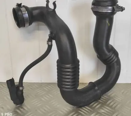 Renault Trafic II (X83) Intercooler hose/pipe 8200470985 93856622