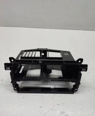 BMW 3 E46 Radio/GPS head unit trim Z8237560 8196112 51458196112