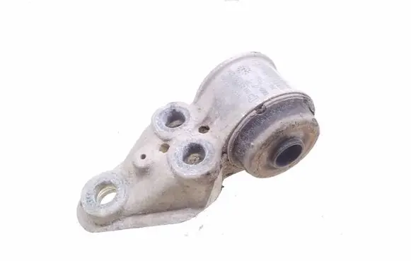 Volkswagen PASSAT B5 Rear axle beam mounts housing 4B0501822E 8E0501521H