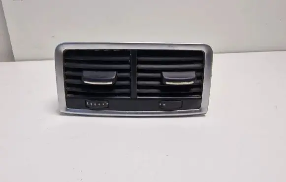 Rear air vent grill