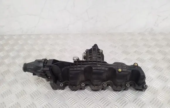 Volkswagen Golf VI Intake manifold 03L129711