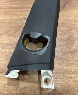 BMW 3 E90 E91 (B) pillar trim (top) 7117470