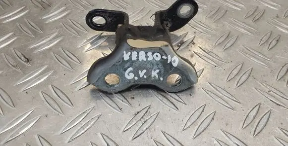 Toyota Verso Rear door upper hinge