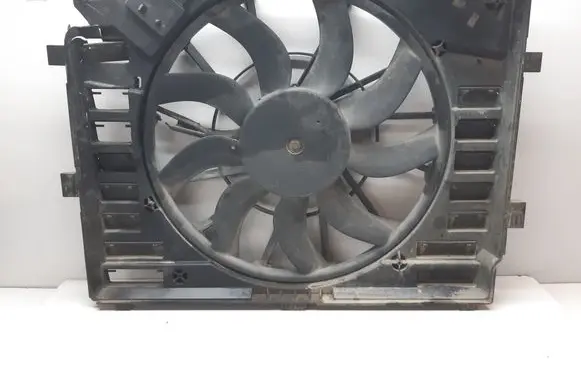 Porsche Cayenne (92A) Electric radiator cooling fan 7P0121203D 7P0121207A
