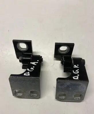 Jeep Cherokee Rear door hinge set 19938