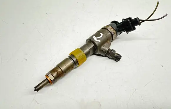 Ford Focus Fuel injector CV6Q9F593AA