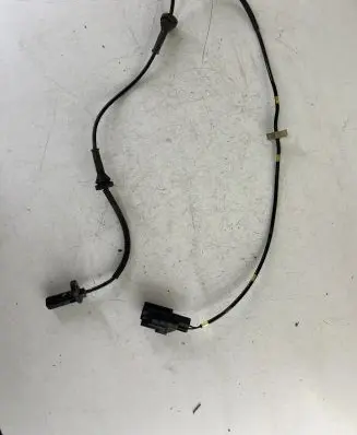 Volvo XC90 ABS brake wheel speed sensor 8634237