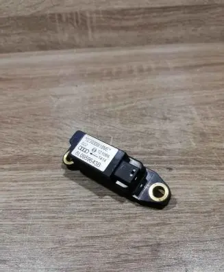 Audi A3 S3 8L Airbag control unit/module 8l0959643b