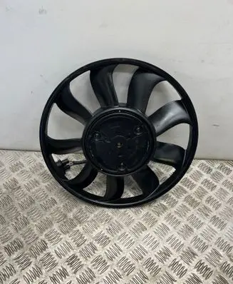 Audi Q7 4M Radiator cooling fan shroud 8W0959455AB 0130707125