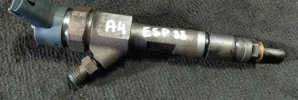 Renault Espace IV Fuel injector 820002722 3401 3410