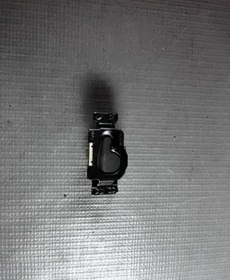 Audi SQ7 Parcel shelf load cover mount bracket 4M0861735A