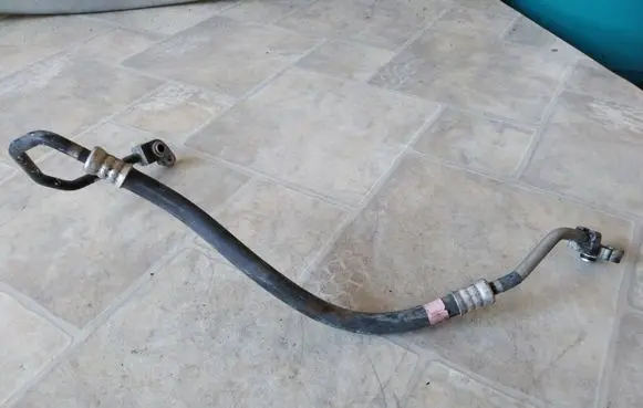 Lexus IS 220D-250-350 Air conditioning (A/C) pipe/hose