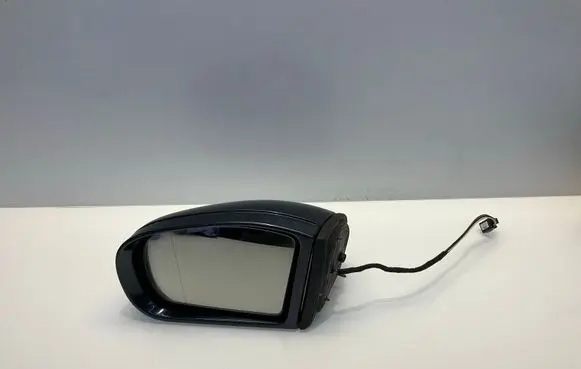 Mercedes-Benz C W203 Front door electric wing mirror