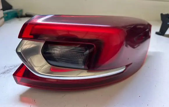 Opel Insignia B Rear/tail lights 39099123 BJ0020590203 20590203
