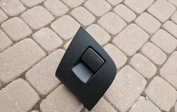 Opel Astra K Glove box 39050142