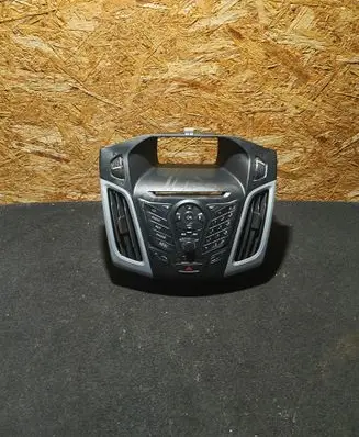 Ford Focus Head unit multimedia control BM5T18K811BA