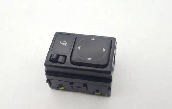 Nissan Note (E11) Wing mirror switch 3116K1