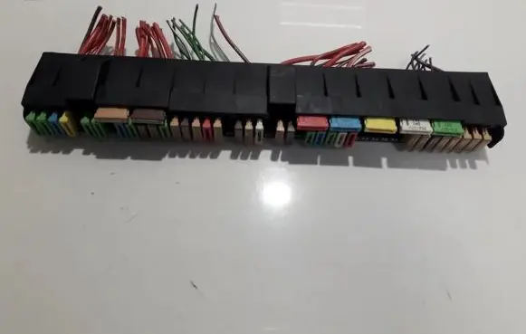 BMW 5 E39 Fuse box set 61138366570 61.13-8366570