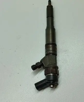 BMW 5 E60 E61 Fuel injector 7794435 0445110209